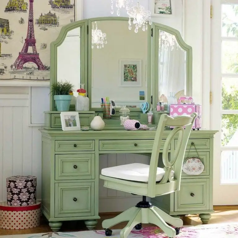12 Amazing Bedroom Vanity Table and Chair Ideas